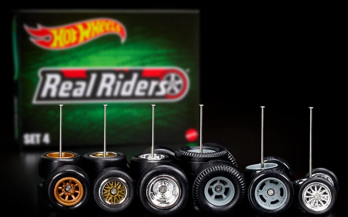 Hot Wheels Real Riders rubber tires