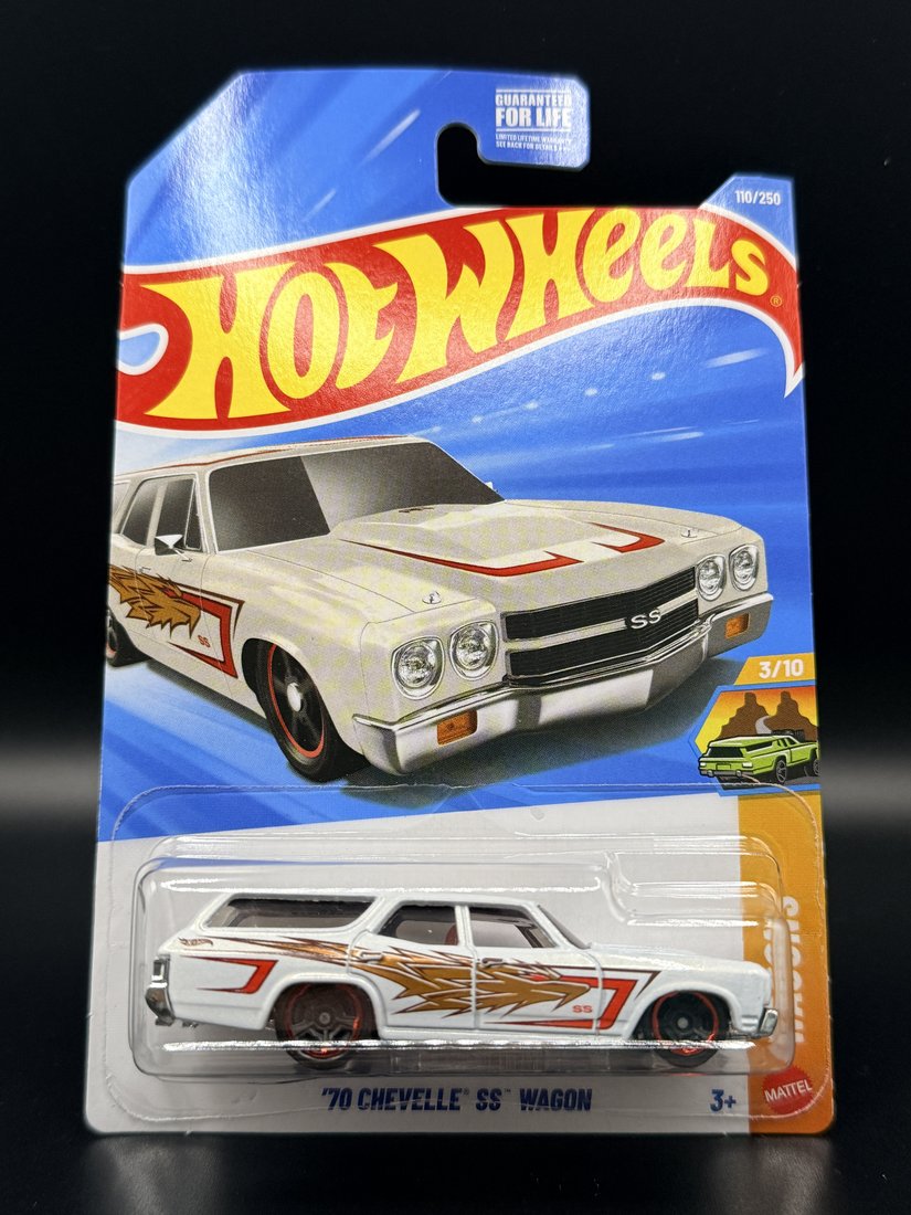 1970 Chevrolet '70 Chevelle SS Wagon Hot Wheels 1:64 diecast