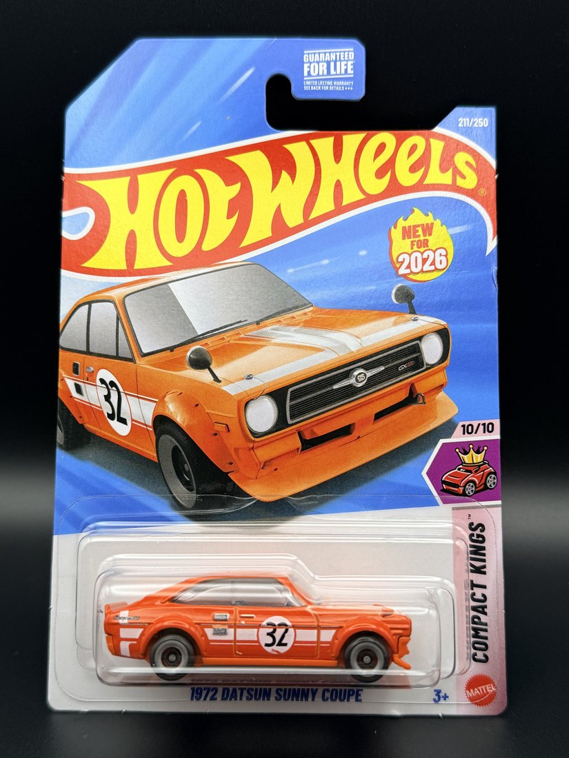 1972 1972 Datsun Sunny Coupe Hot Wheels 1:64 diecast