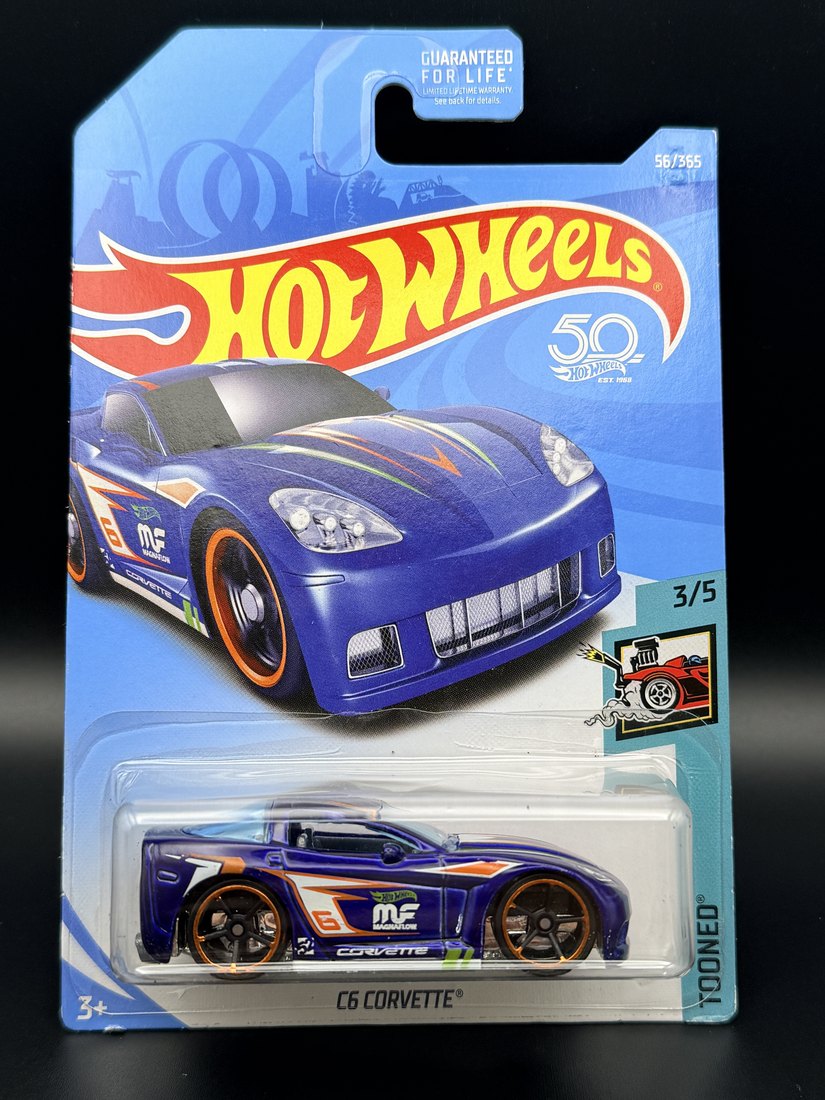 2018 Chevrolet C6 Corvette (Tooned) Hot Wheels 1:64 diecast