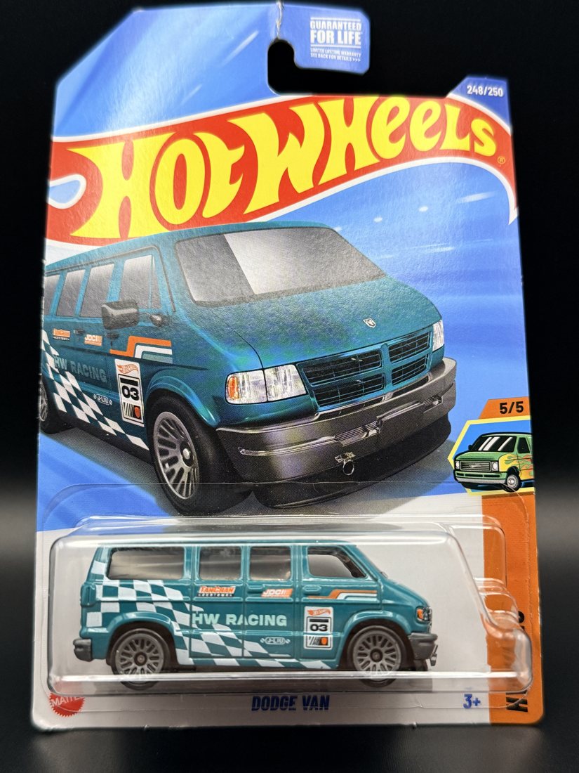 Dodge Van (HW Racing) Hot Wheels 1:64 diecast
