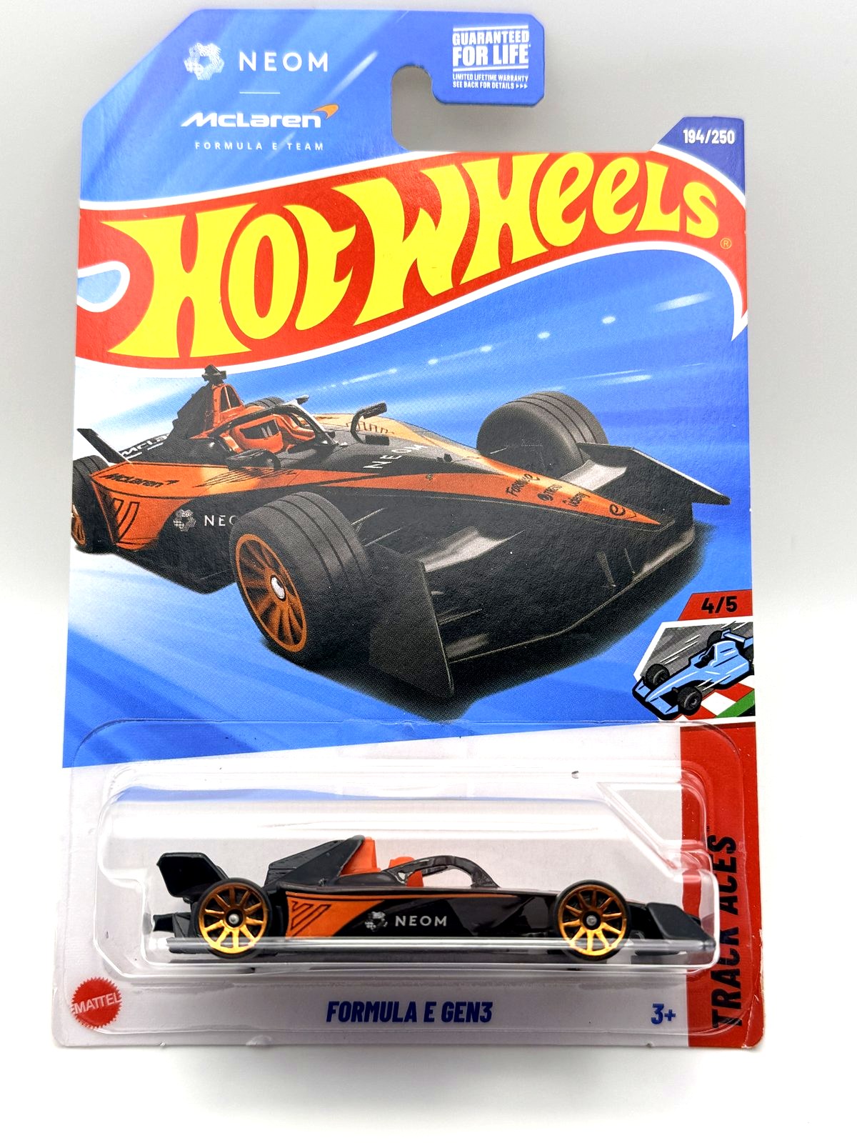 2025 NEOM McLaren Formula E Gen3 Hot Wheels 1:64 diecast