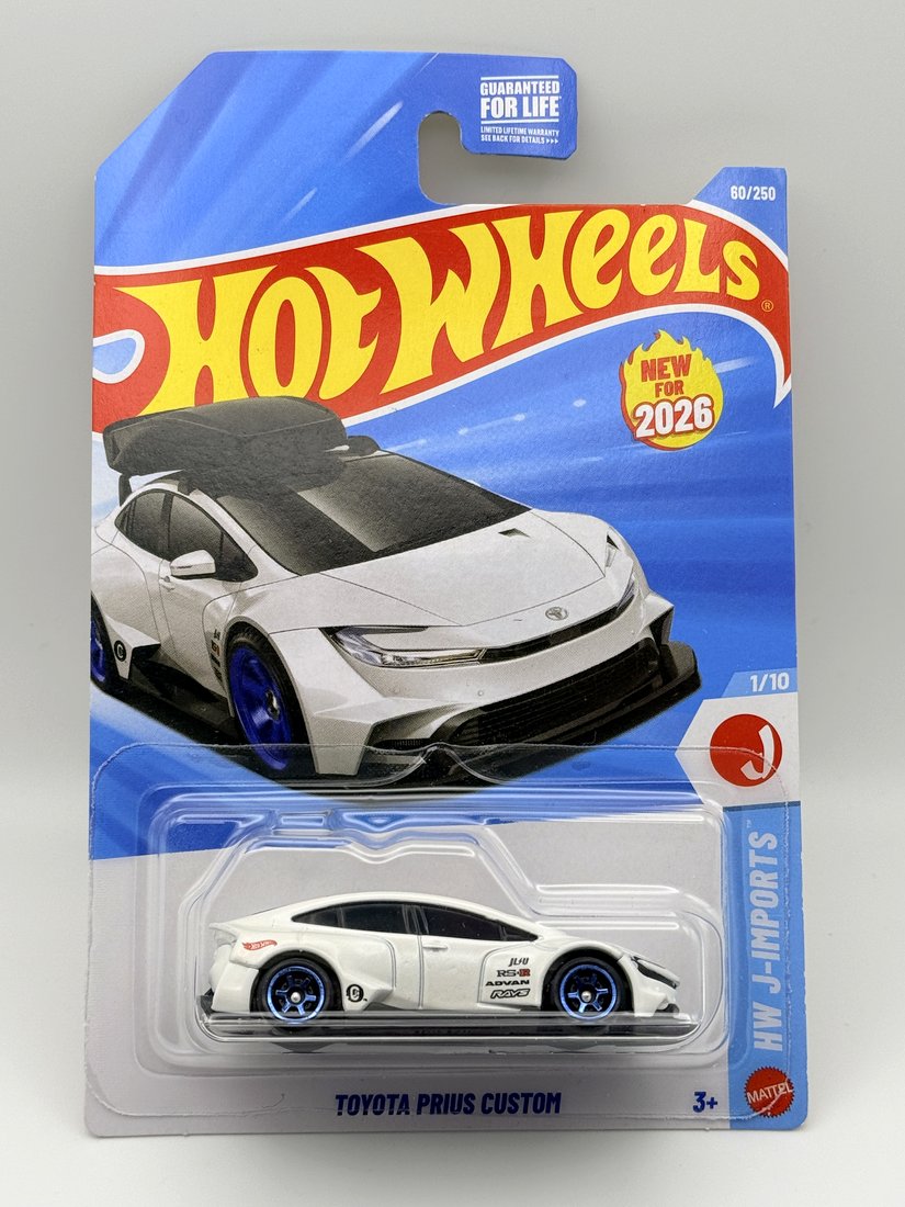 2023 Toyota Prius Custom Hot Wheels 1:64 diecast